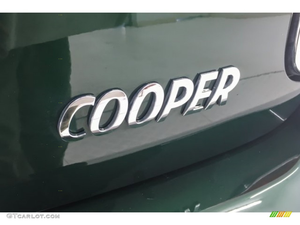 2018 Hardtop Cooper 4 Door - British Racing Green II Metallic / Carbon Black photo #7