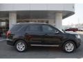 2018 Shadow Black Ford Explorer XLT 4WD  photo #2