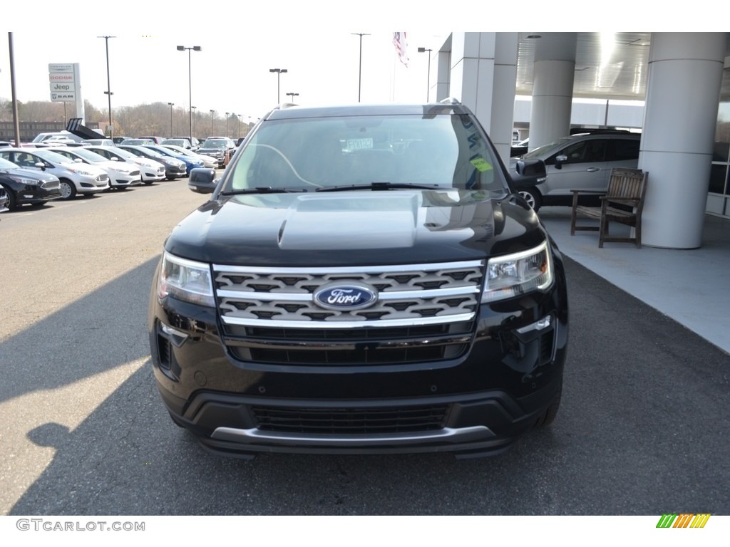 2018 Explorer XLT 4WD - Shadow Black / Ebony Black photo #4