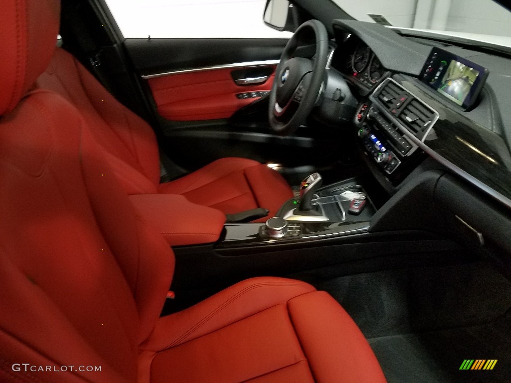 2018 3 Series 330i xDrive Sedan - Mineral White Metallic / Coral Red photo #10