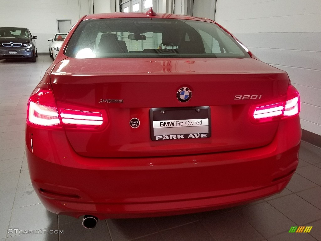 2018 3 Series 320i xDrive Sedan - Melbourne Red Metallic / Black photo #4