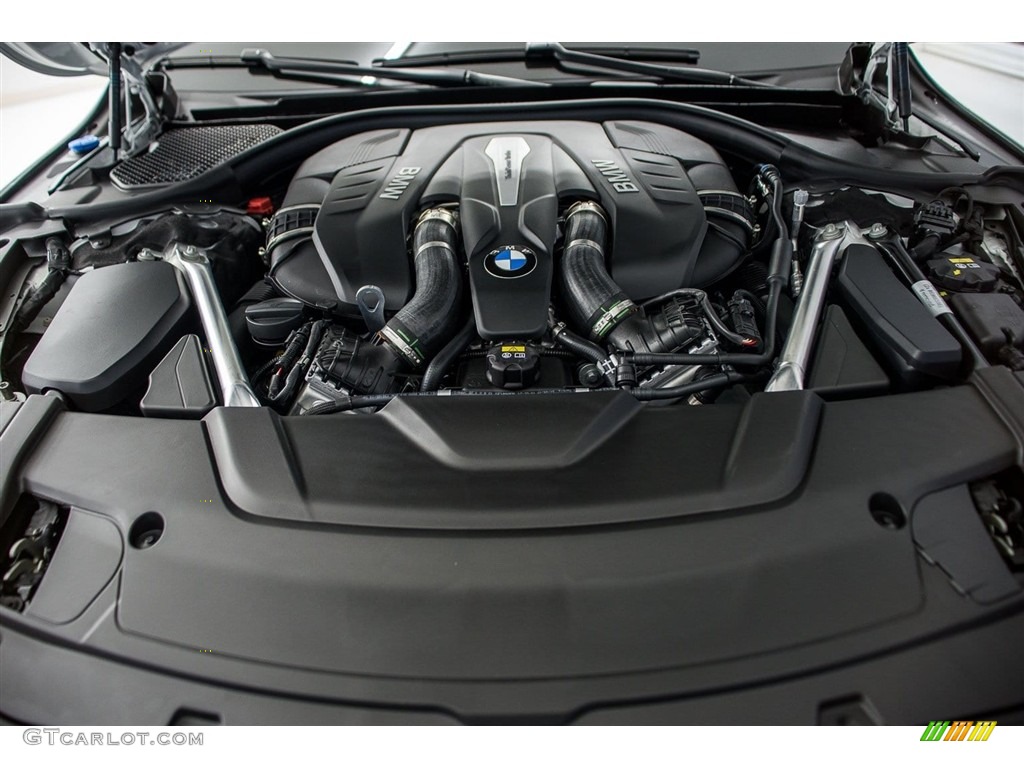 2018 7 Series 750i Sedan - Alpine White / Black photo #8