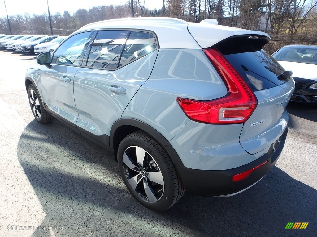 2018 XC40 T5 AWD - Amazon Blue / Blond/Charcoal photo #4
