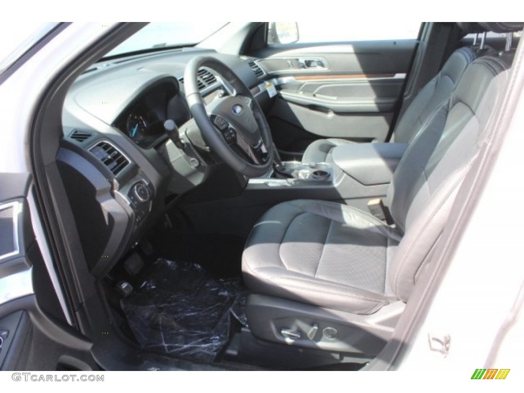 2018 Explorer Limited - White Platinum / Ebony Black photo #14