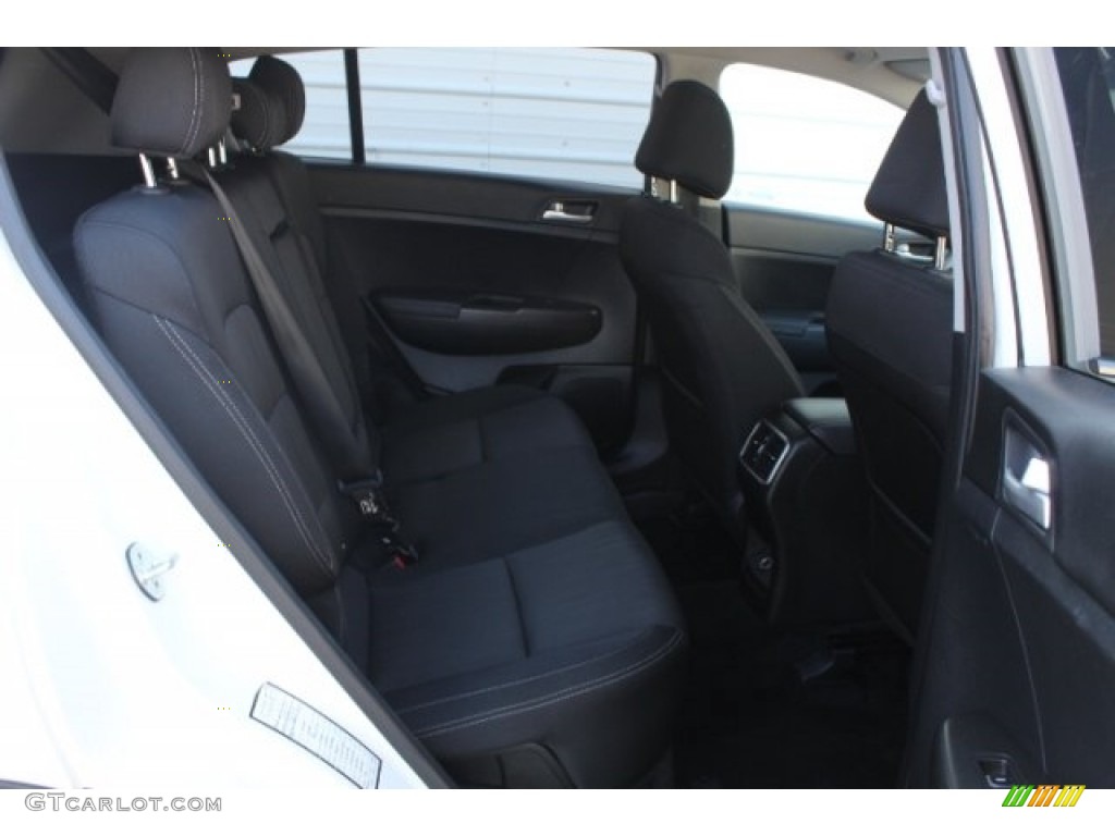 2017 Sportage LX AWD - Clear White / Black photo #30
