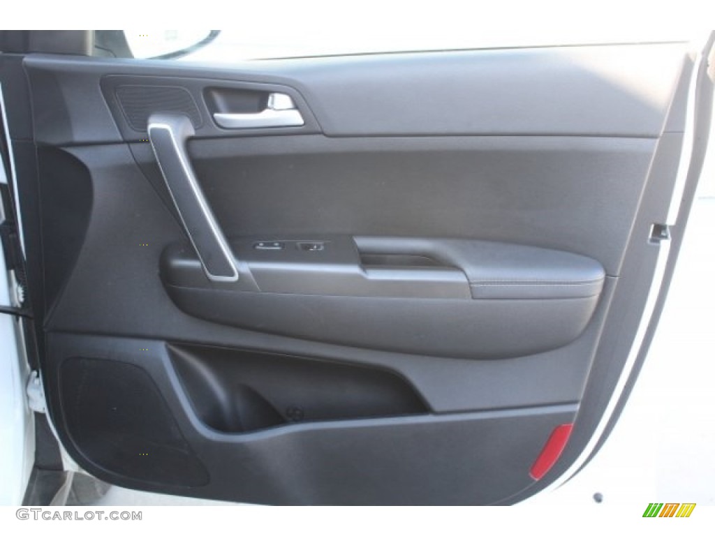 2017 Sportage LX AWD - Clear White / Black photo #31