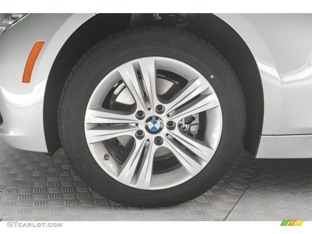 2018 3 Series 330i Sedan - Glacier Silver Metallic / Black photo #9