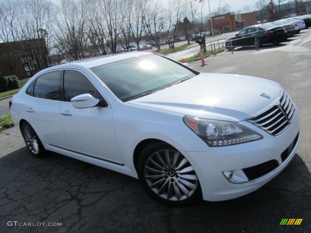 2014 Equus Signature - Casablanca White / Saddle photo #3