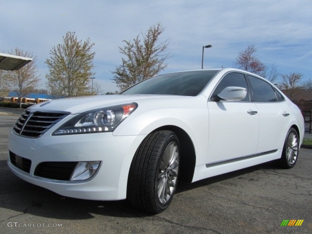 2014 Equus Signature - Casablanca White / Saddle photo #6