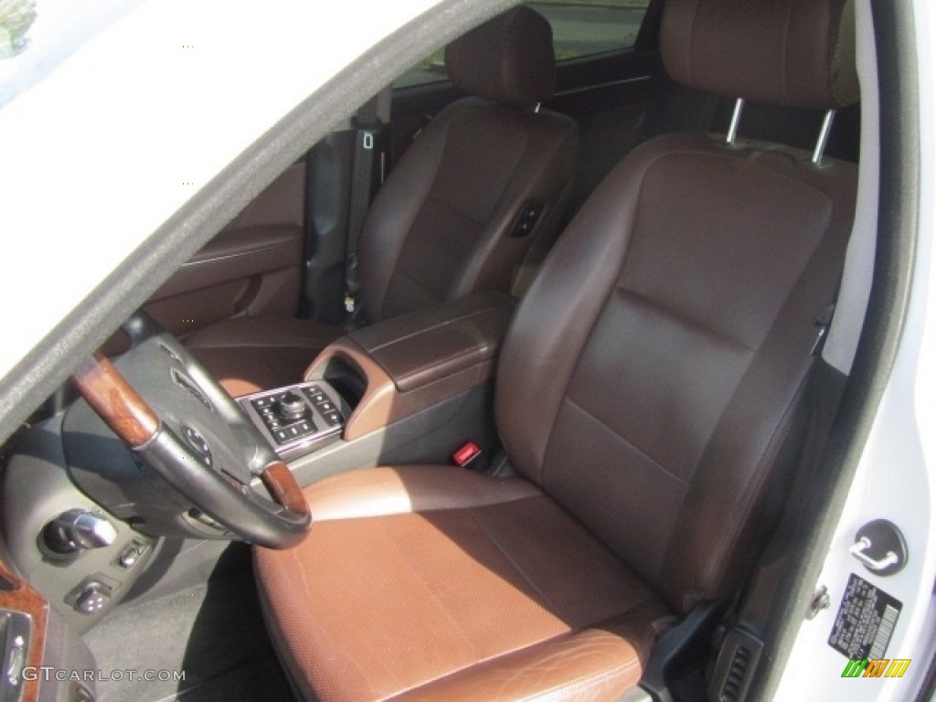 2014 Equus Signature - Casablanca White / Saddle photo #18