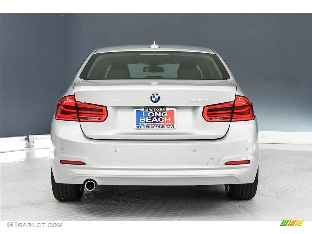 2018 3 Series 320i Sedan - Glacier Silver Metallic / Black photo #4