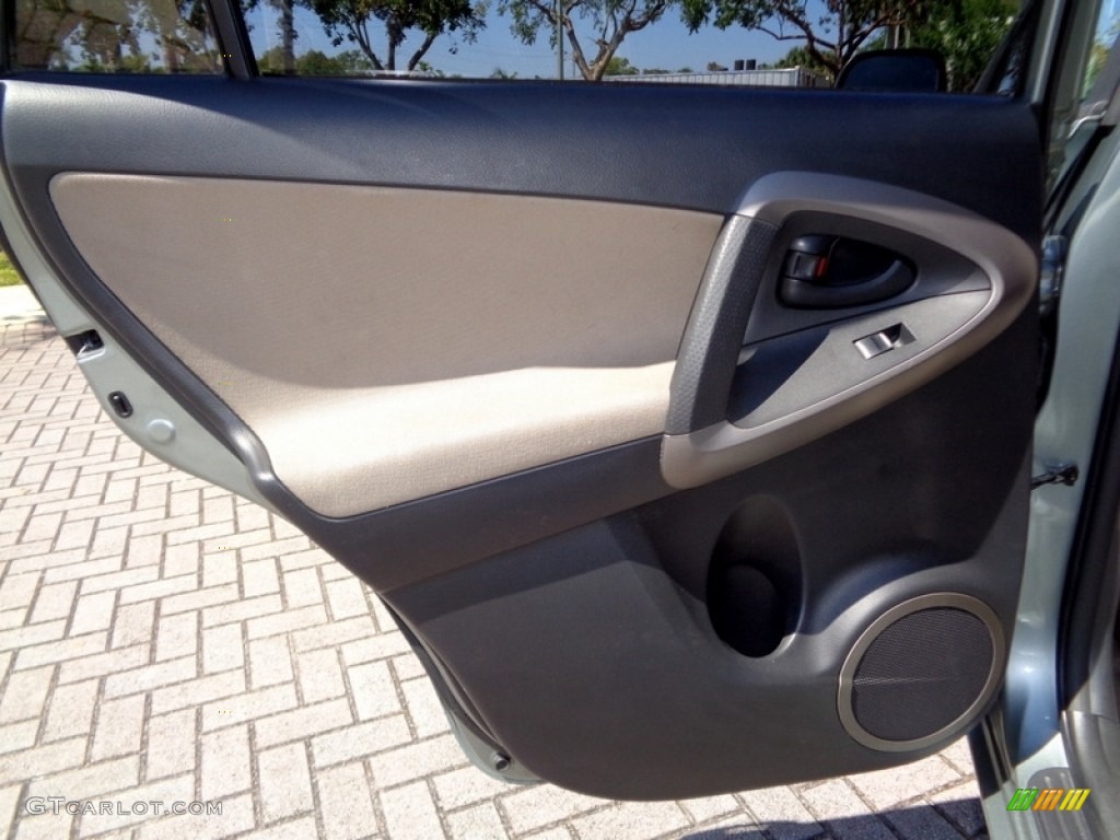2006 RAV4  - Everglade Metallic / Taupe photo #48