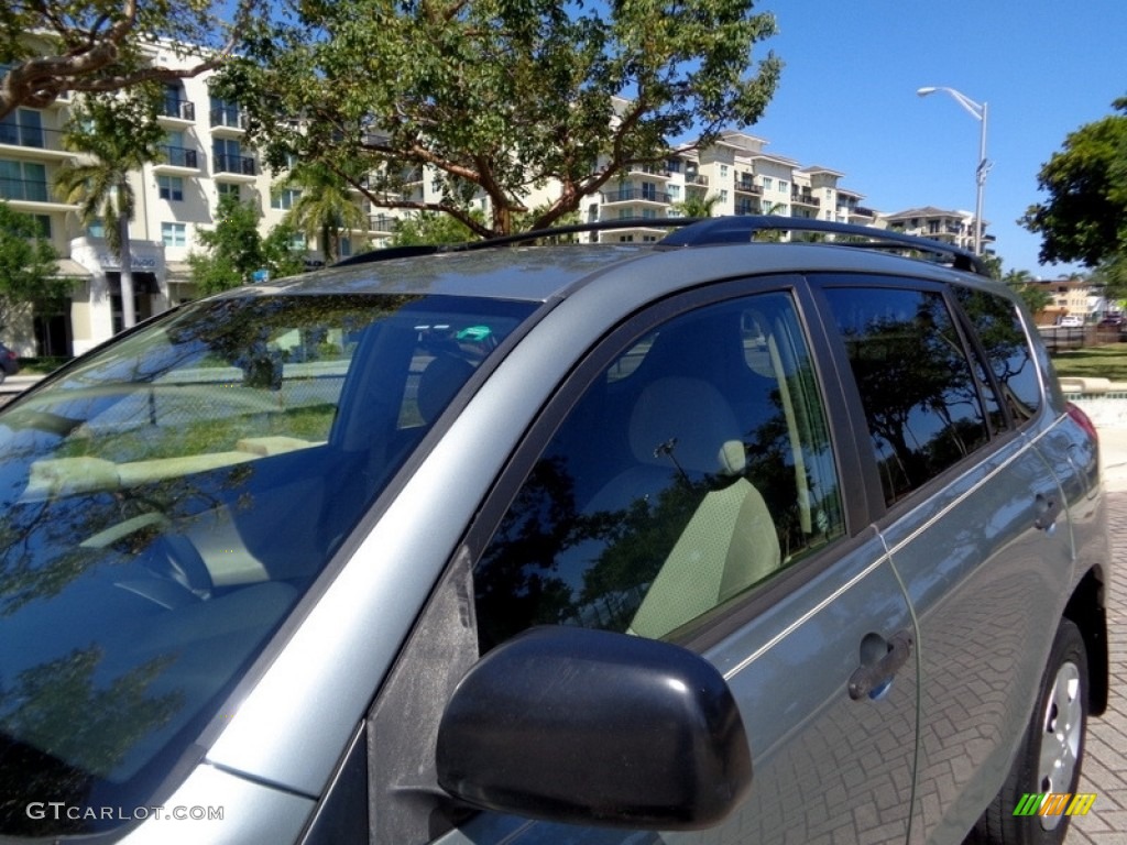 2006 RAV4  - Everglade Metallic / Taupe photo #59
