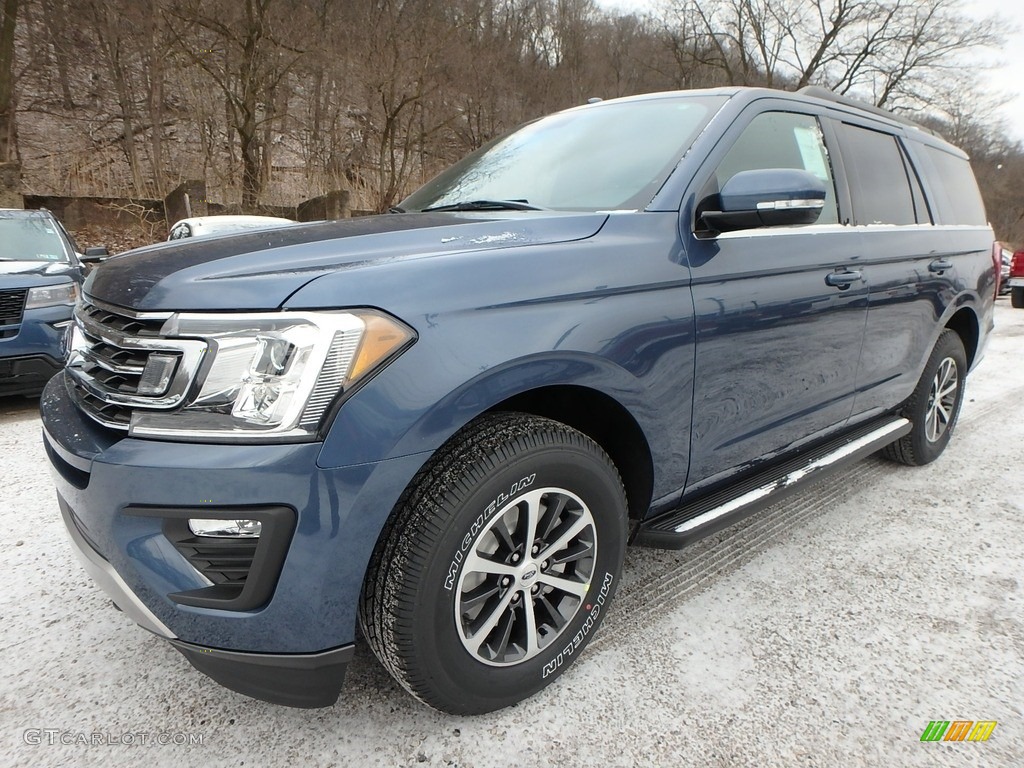 Blue 2018 Ford Expedition XLT 4x4 Exterior Photo #126103568