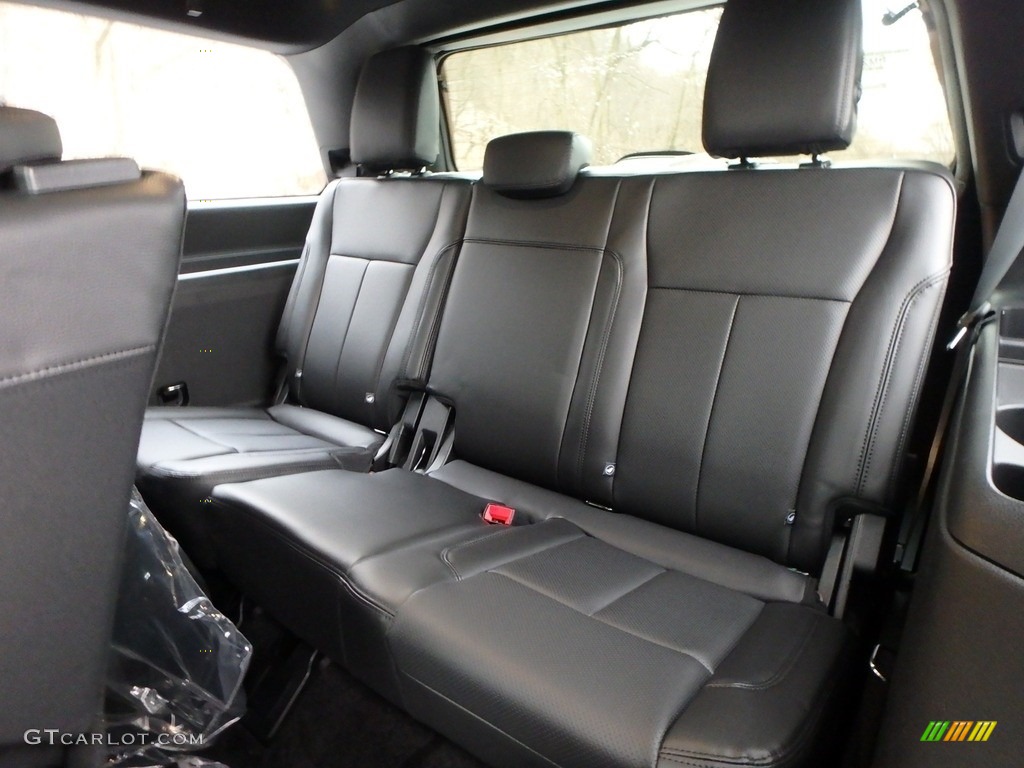 2018 Ford Expedition XLT 4x4 Rear Seat Photo #126103680