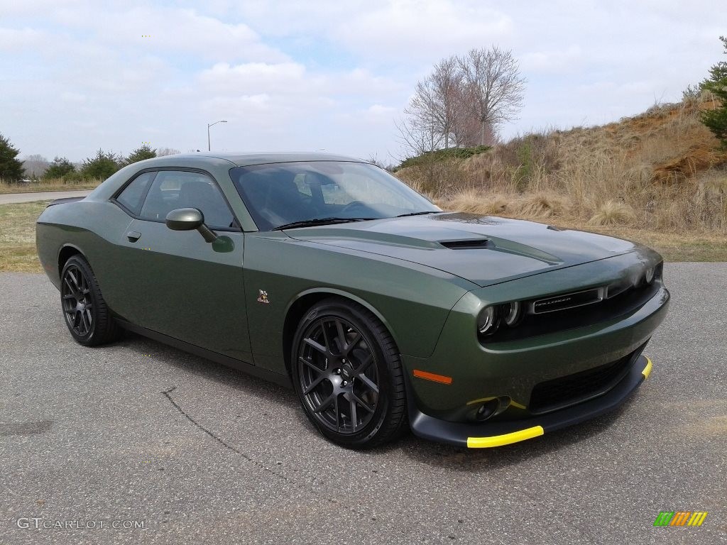 F8 Green 2018 Dodge Challenger R/T Scat Pack Exterior Photo #126106226