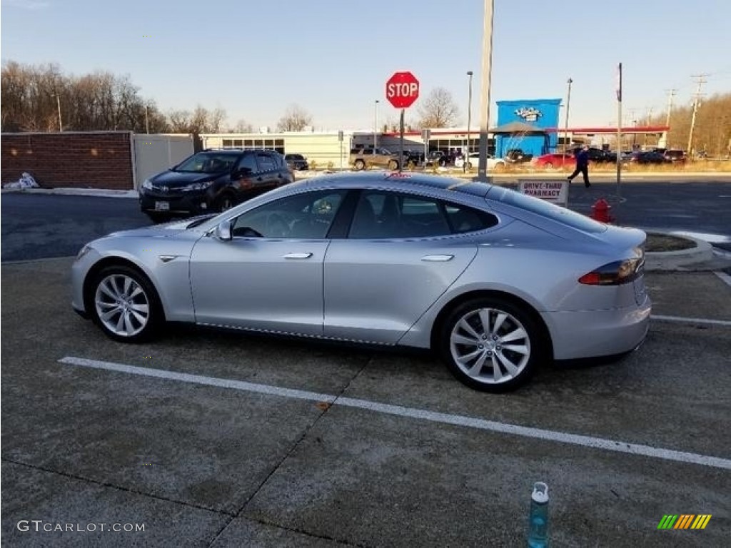 2015 Model S 85D - Silver Metallic / Black photo #7