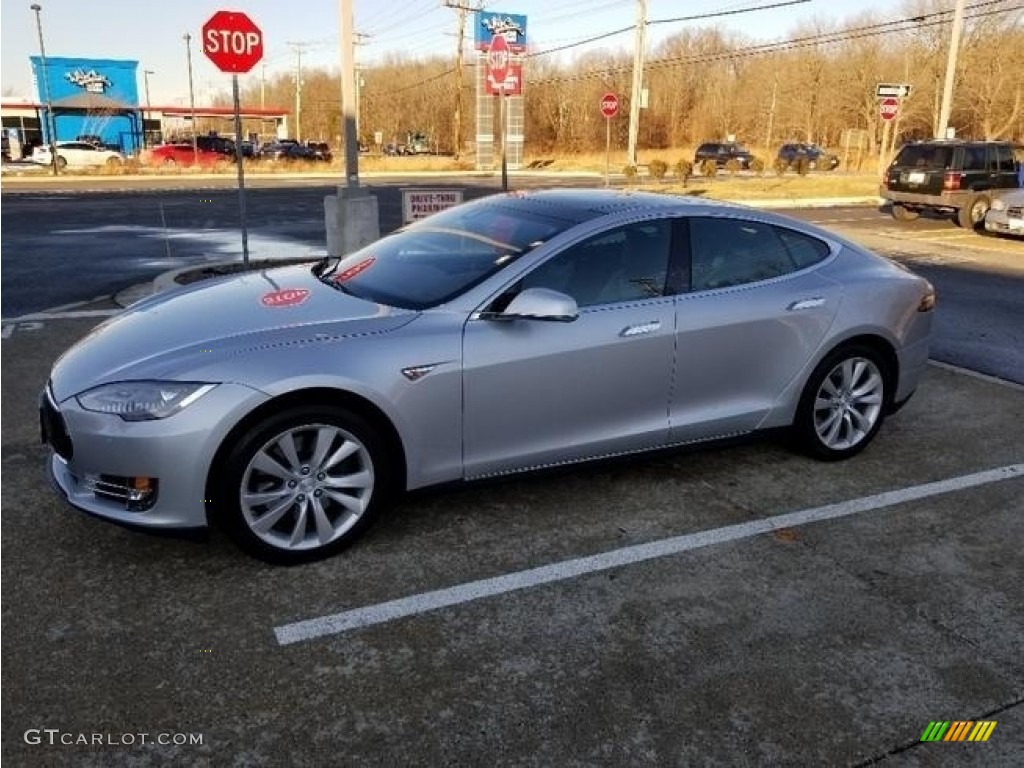 2015 Model S 85D - Silver Metallic / Black photo #8