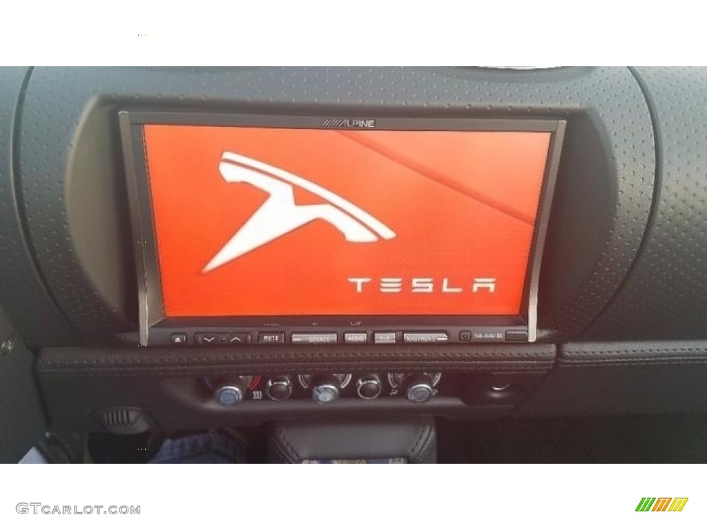 2011 Tesla Roadster 2.5 Controls Photos