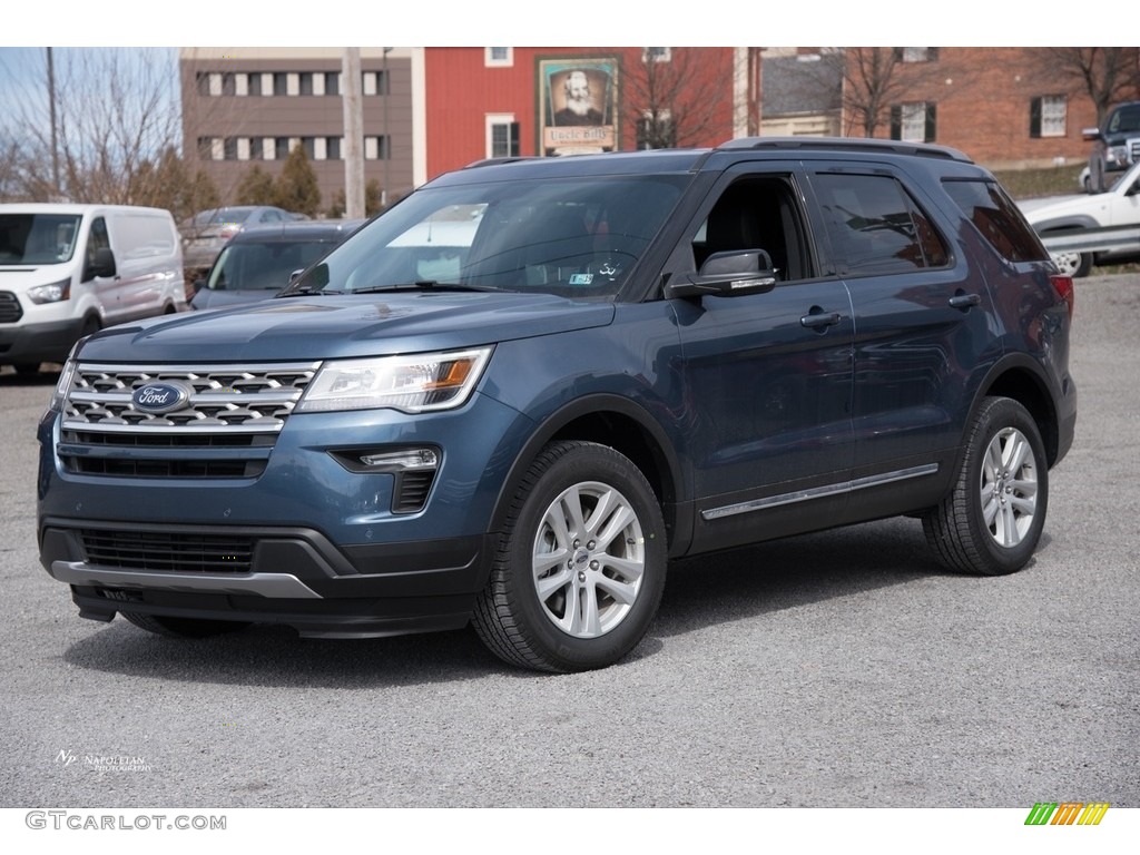 2018 Explorer XLT 4WD - Blue Metallic / Ebony Black photo #1