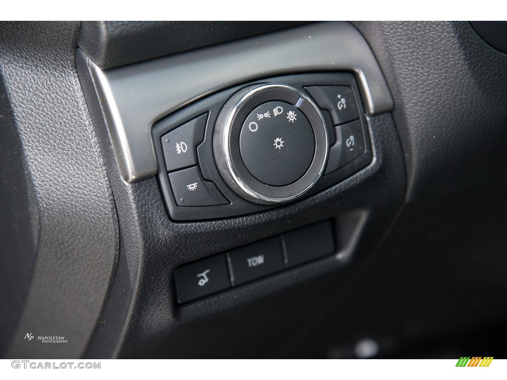 2018 Explorer XLT 4WD - Blue Metallic / Ebony Black photo #8