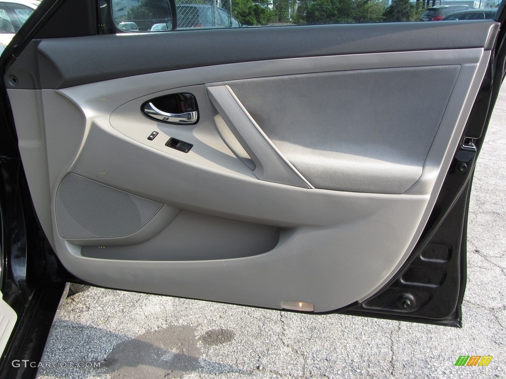 2007 Camry CE - Black / Ash photo #12