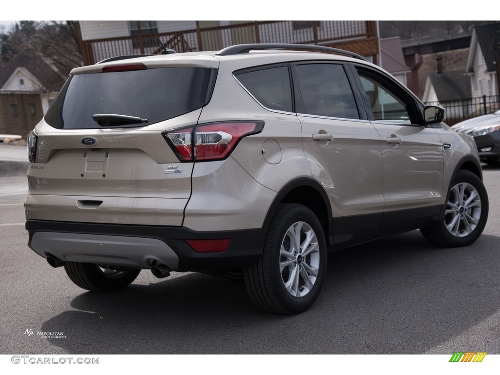 2018 Escape SE 4WD - White Gold / Charcoal Black photo #3