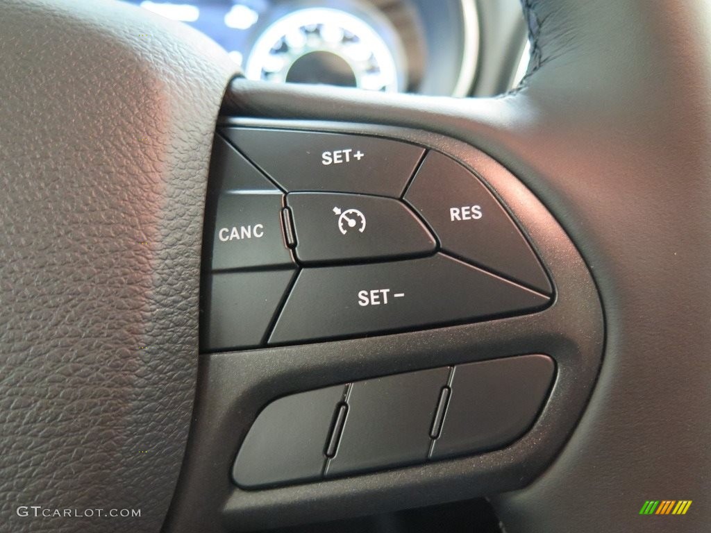 2019 Jeep Cherokee Trailhawk 4x4 Controls Photo #126119459