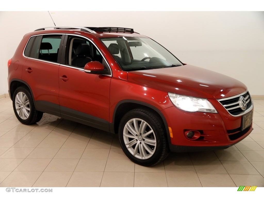 2011 Tiguan SE 4Motion - Wild Cherry Metallic / Charcoal photo #1