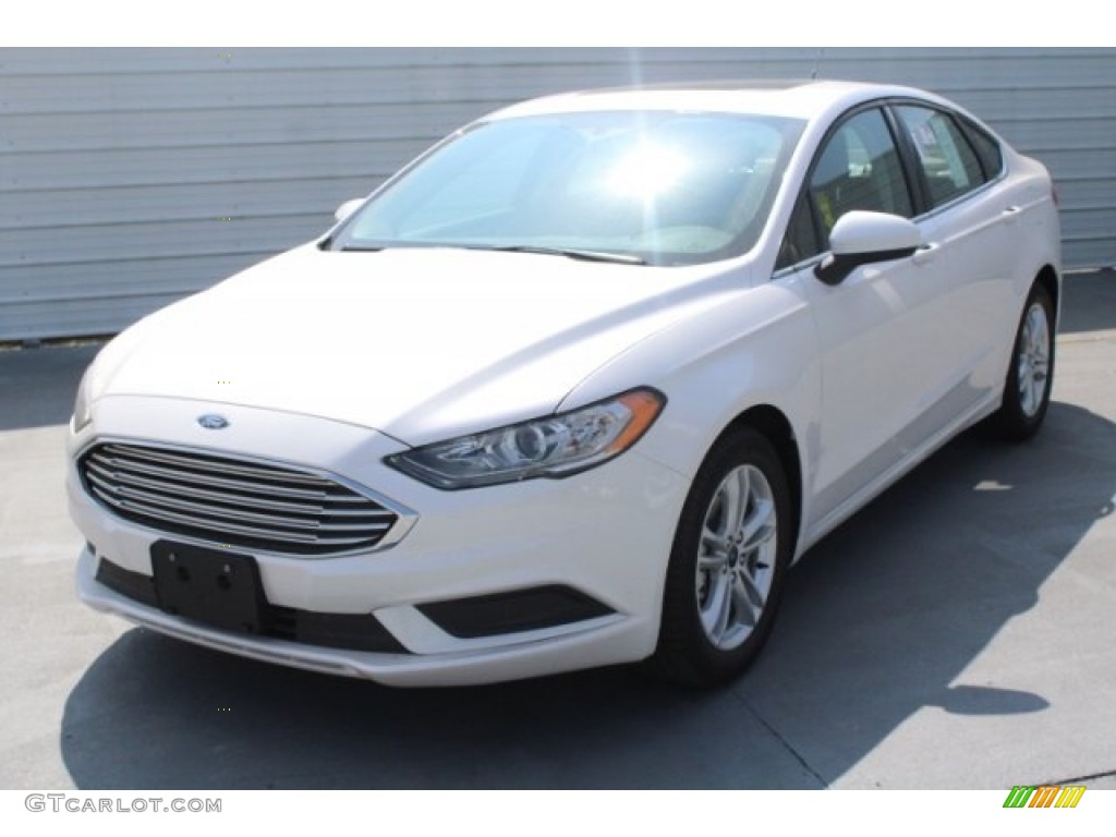 2018 Fusion SE - White Platinum / Ebony photo #3