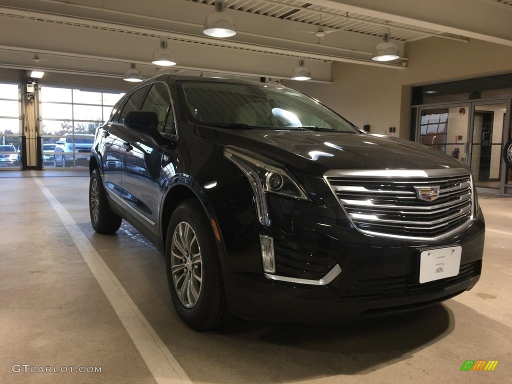 2018 XT5 Luxury AWD - Stellar Black Metallic / Cirrus photo #1
