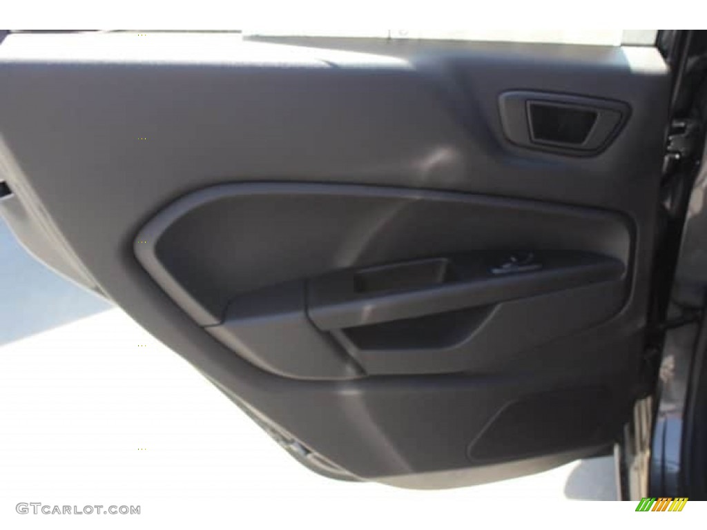2018 Fiesta SE Hatchback - Magnetic / Charcoal Black photo #22