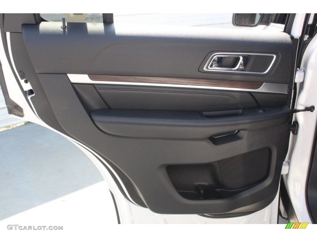 2018 Explorer Limited - White Platinum / Ebony Black photo #23
