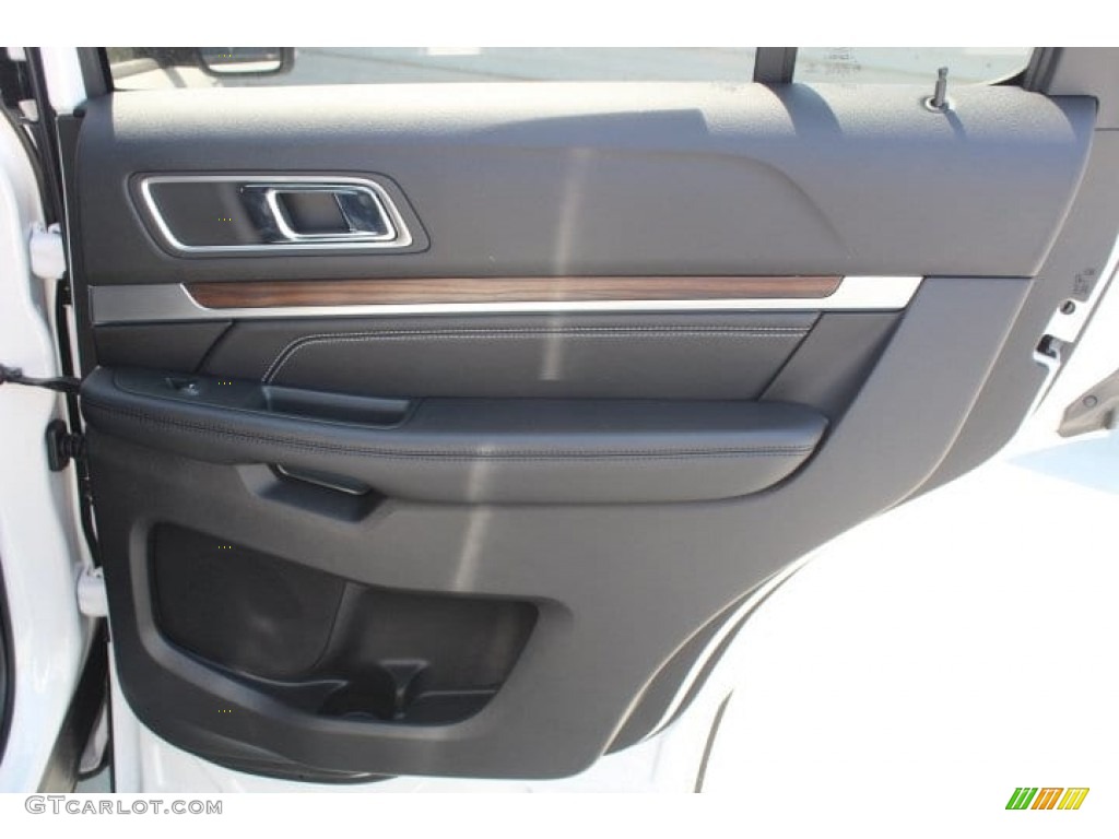 2018 Explorer Limited - White Platinum / Ebony Black photo #29