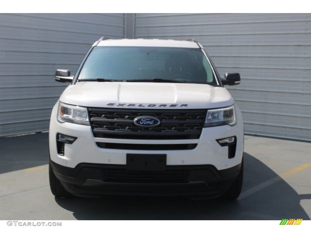 2018 Explorer XLT - White Platinum / Ebony Black photo #2