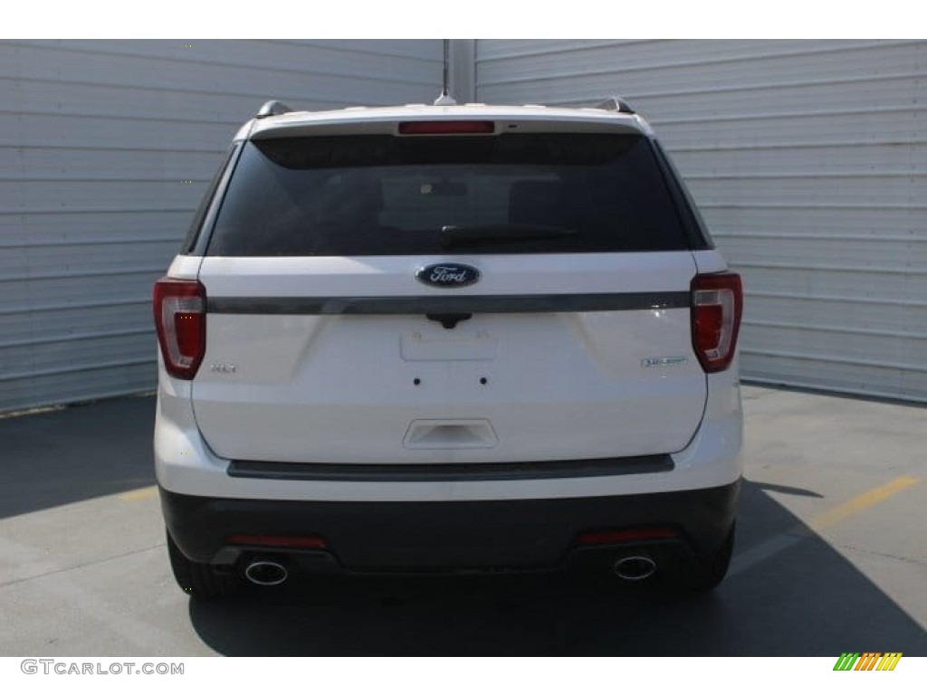 2018 Explorer XLT - White Platinum / Ebony Black photo #7