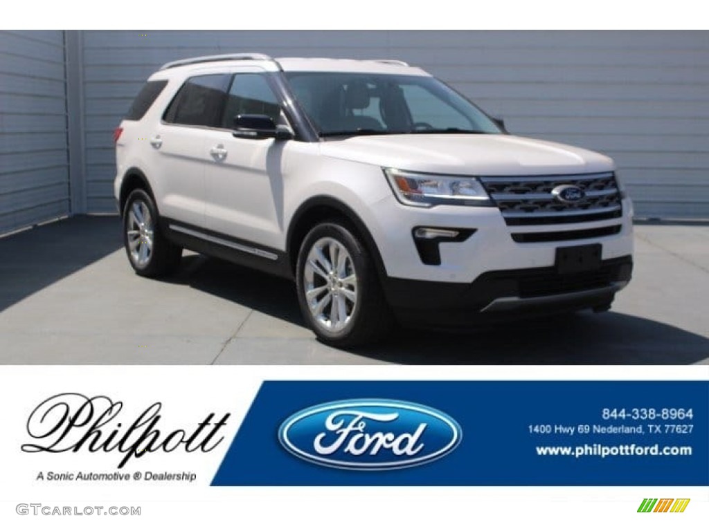 White Platinum Ford Explorer