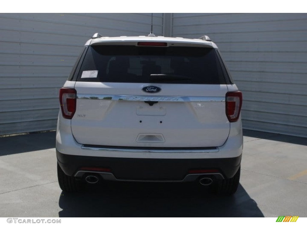2018 Explorer XLT - White Platinum / Medium Stone photo #7