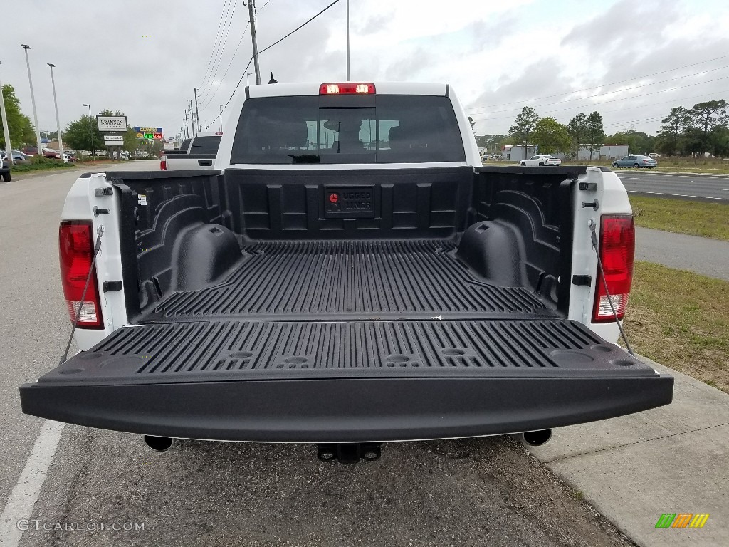 2018 1500 Big Horn Crew Cab 4x4 - Bright White / Black/Diesel Gray photo #19