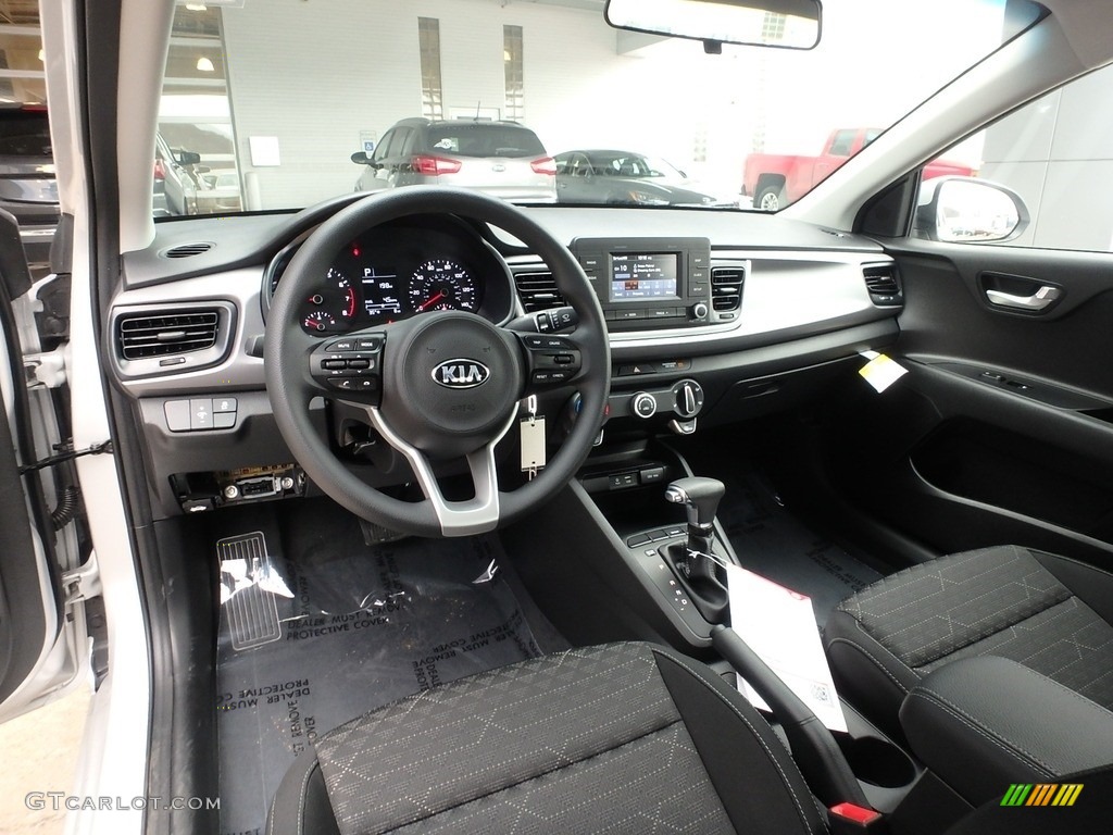 Black Interior 2018 Kia Rio S Photo #126142458