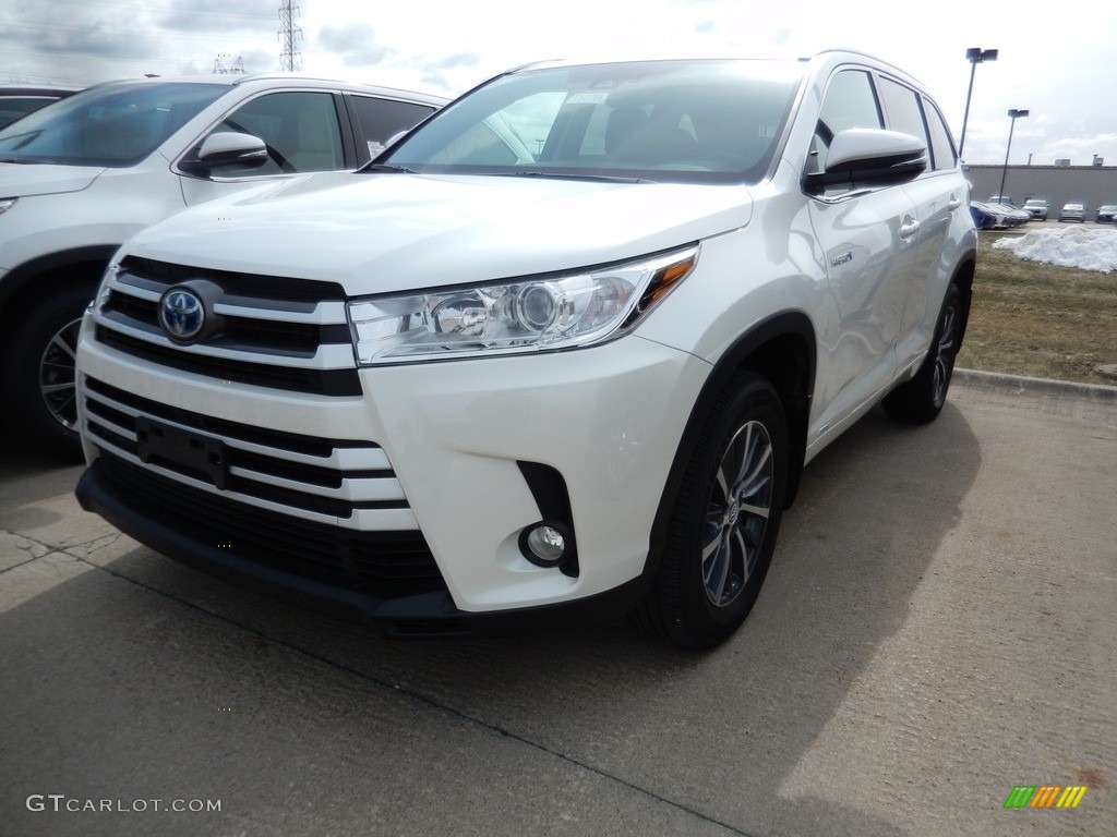 2018 Highlander Hybrid XLE AWD - Blizzard White Pearl / Black photo #1