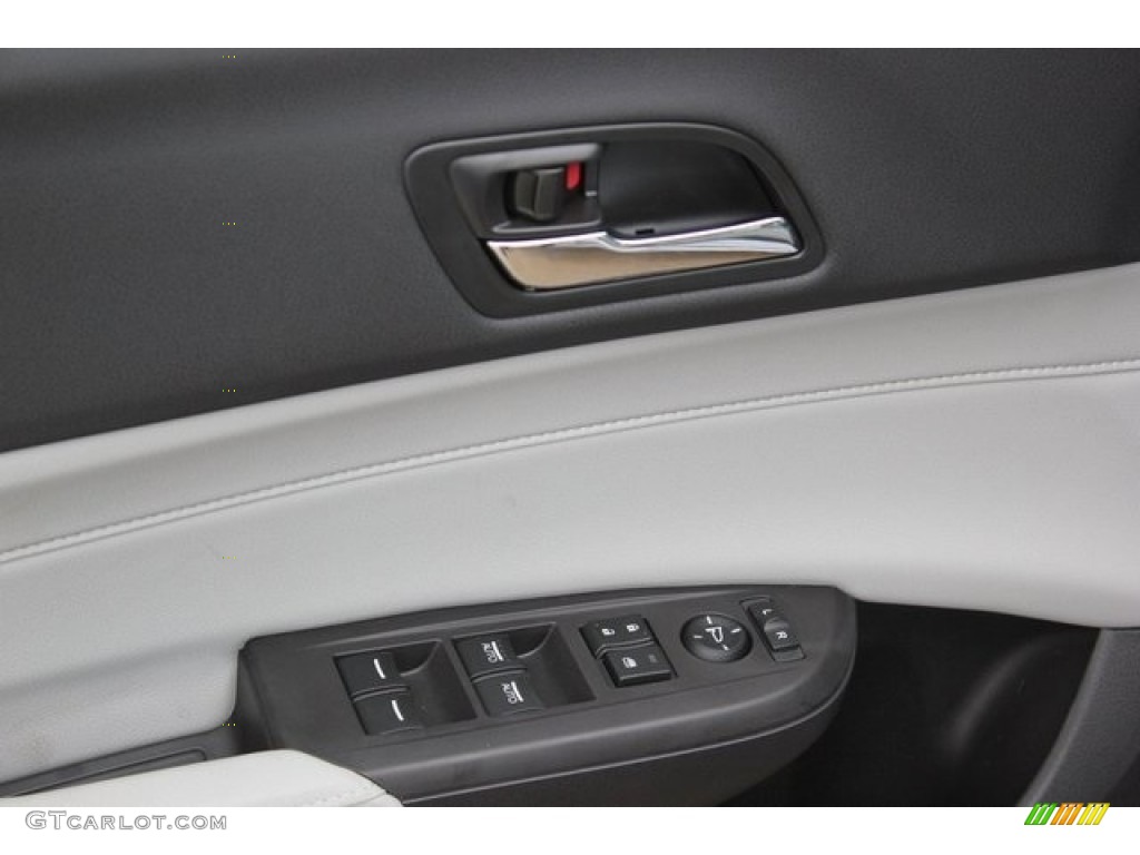 2018 Acura ILX Acurawatch Plus Controls Photo #126151092