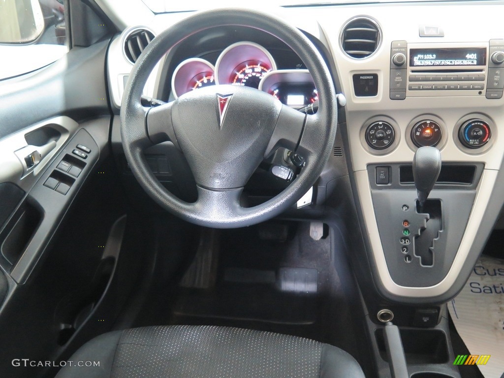 2009 Vibe 2.4 AWD - Red Hot Metallic / Ebony photo #11