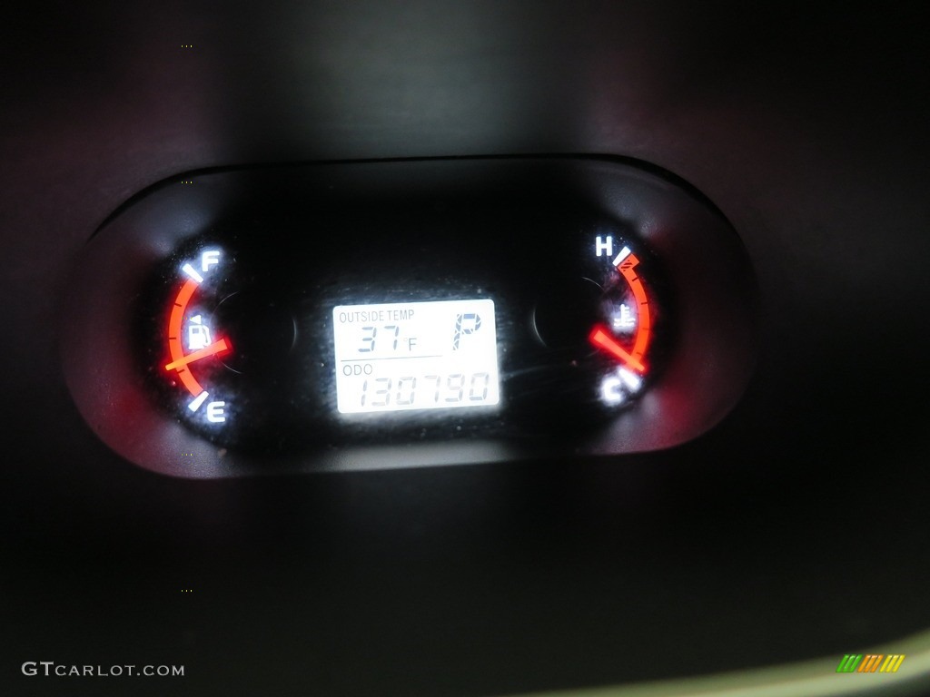 2009 Vibe 2.4 AWD - Red Hot Metallic / Ebony photo #21