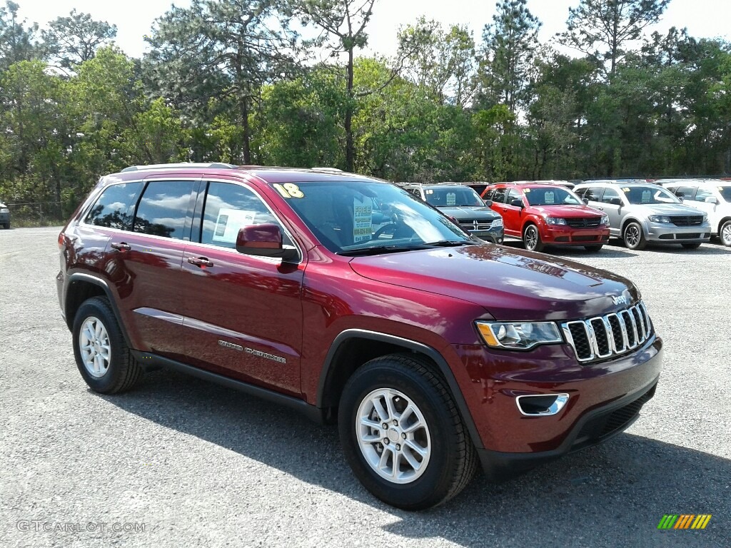 2018 Grand Cherokee Laredo - Velvet Red Pearl / Black/Light Frost Beige photo #7