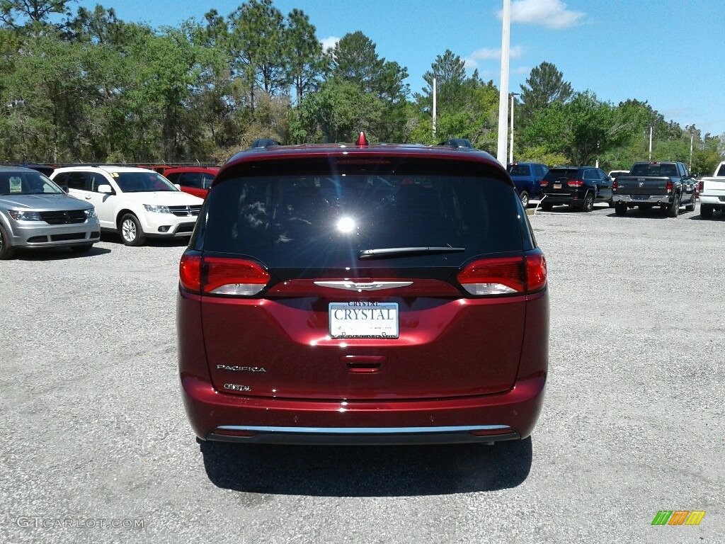 2018 Pacifica Touring L - Velvet Red Pearl / Black/Alloy photo #4