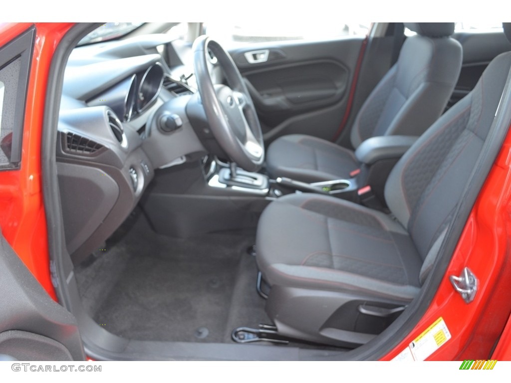 2015 Fiesta SE Sedan - Race Red / Medium Light Stone photo #9