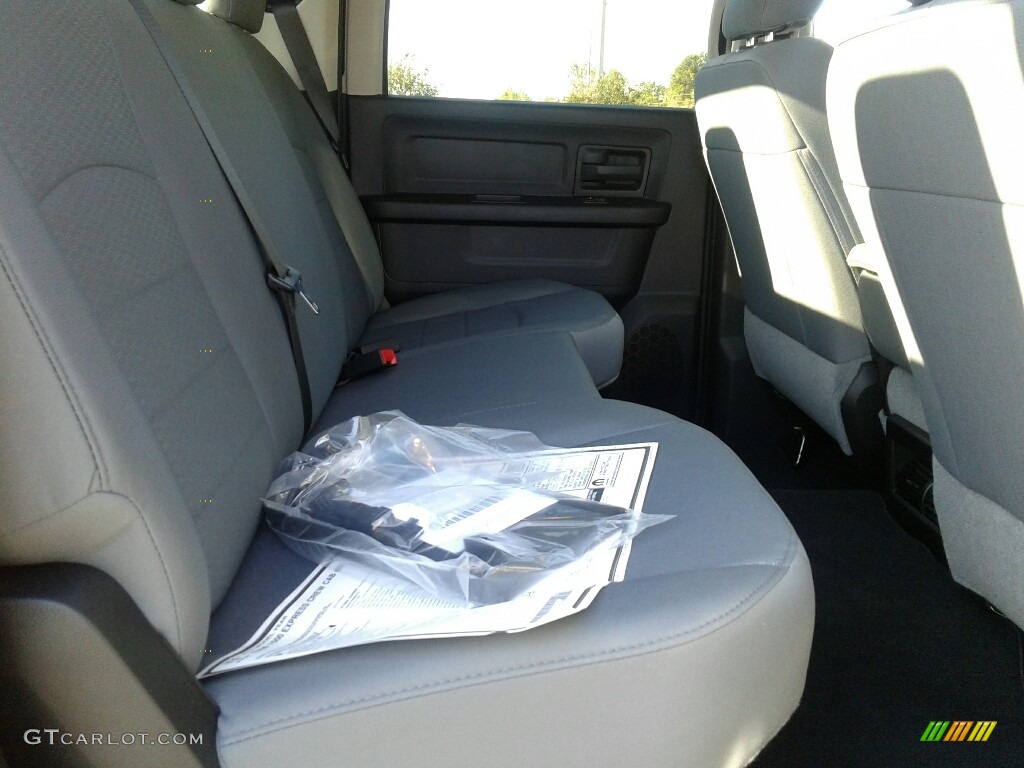 2018 1500 Express Crew Cab - Brilliant Black Crystal Pearl / Black/Diesel Gray photo #11