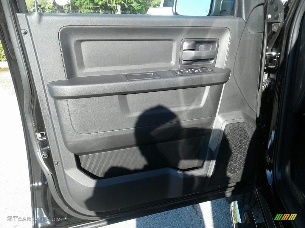 2018 1500 Express Crew Cab - Brilliant Black Crystal Pearl / Black/Diesel Gray photo #17