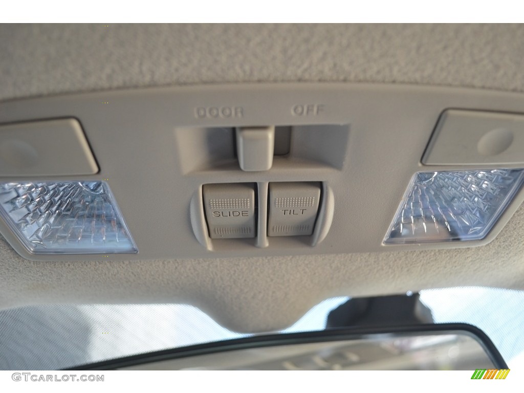 2015 Fiesta SE Sedan - Race Red / Medium Light Stone photo #24